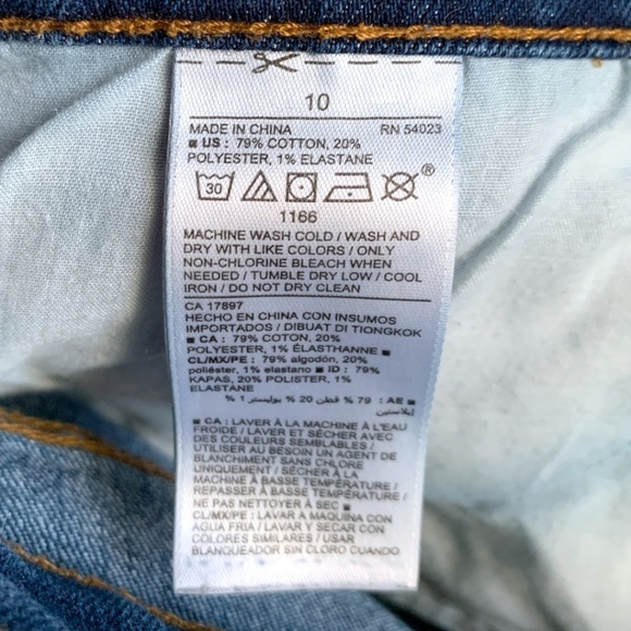 Old Navy Women's Denim Shorts Size 10 Rolled Cuff - Picture 4 of 7